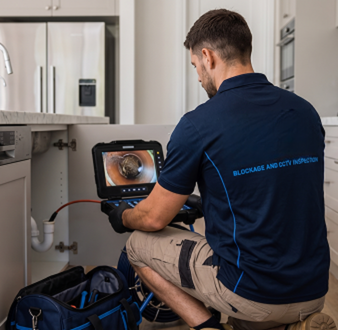 Blocked toilets and sinks repair